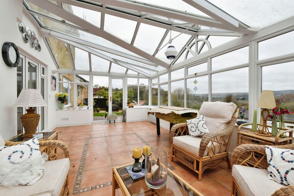 Additional image 7 of 4 bed detached house for saleGraig Place, Aberdare CF44