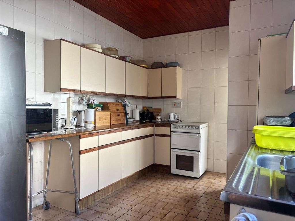 Additional image 6 of 3 bed terraced house for salePrincess Street, Llanelli SA15