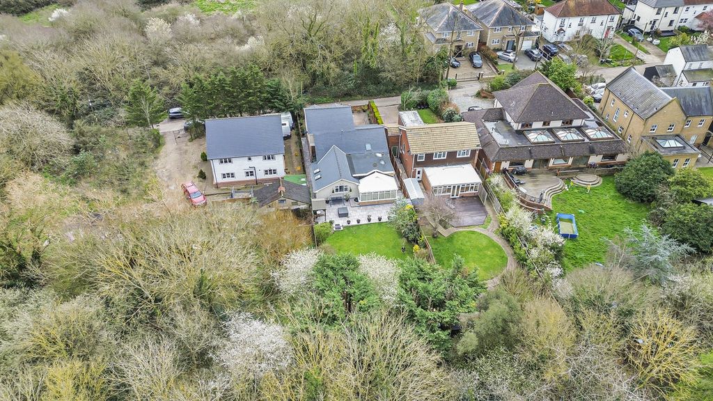Additional image 37 of 5 bed detached house for saleLee Chapel Lane, Basildon SS16