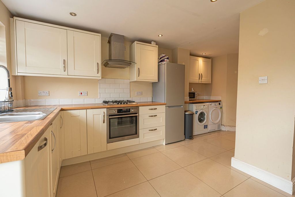 Additional image 5 of 3 bed terraced house for saleBroadwalk, Caerleon NP18