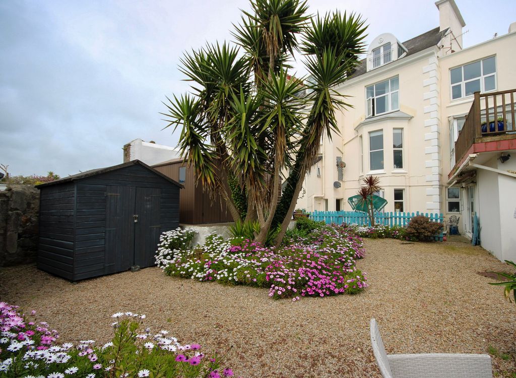 Additional image 2 of 1 bed flat for saleLa Route De St Aubin, St Helier JE2
