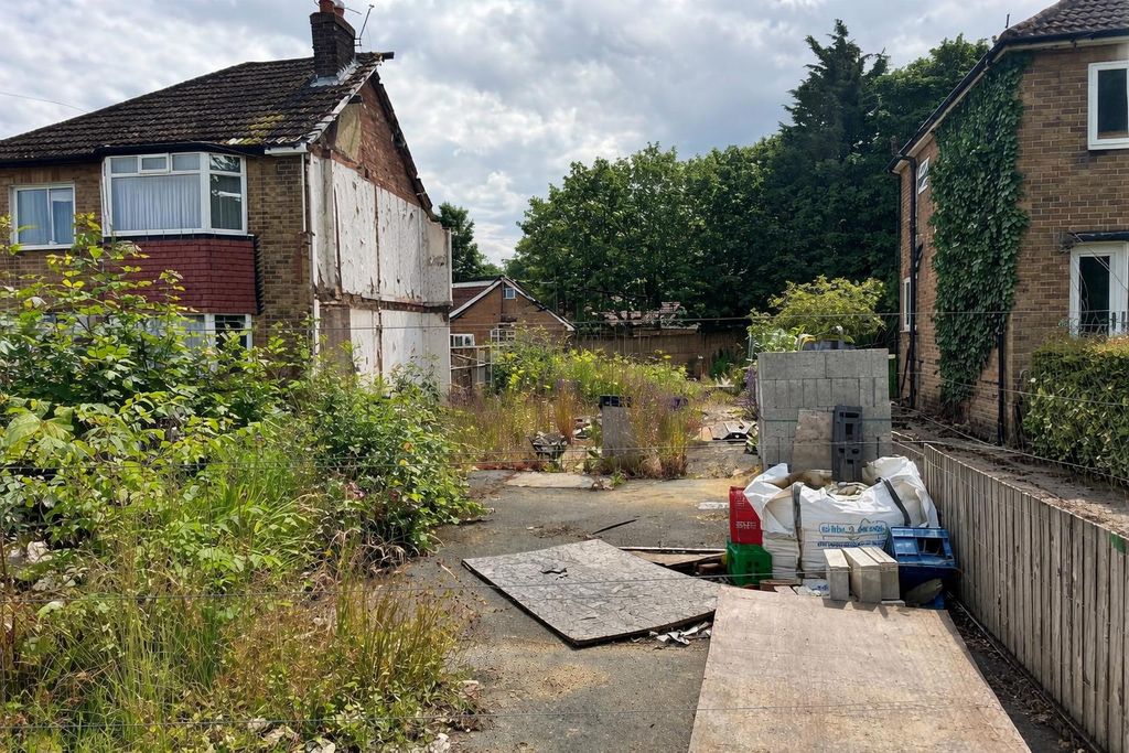 Additional image 2 of Land for saleSwinnow Road, Pudsey LS28