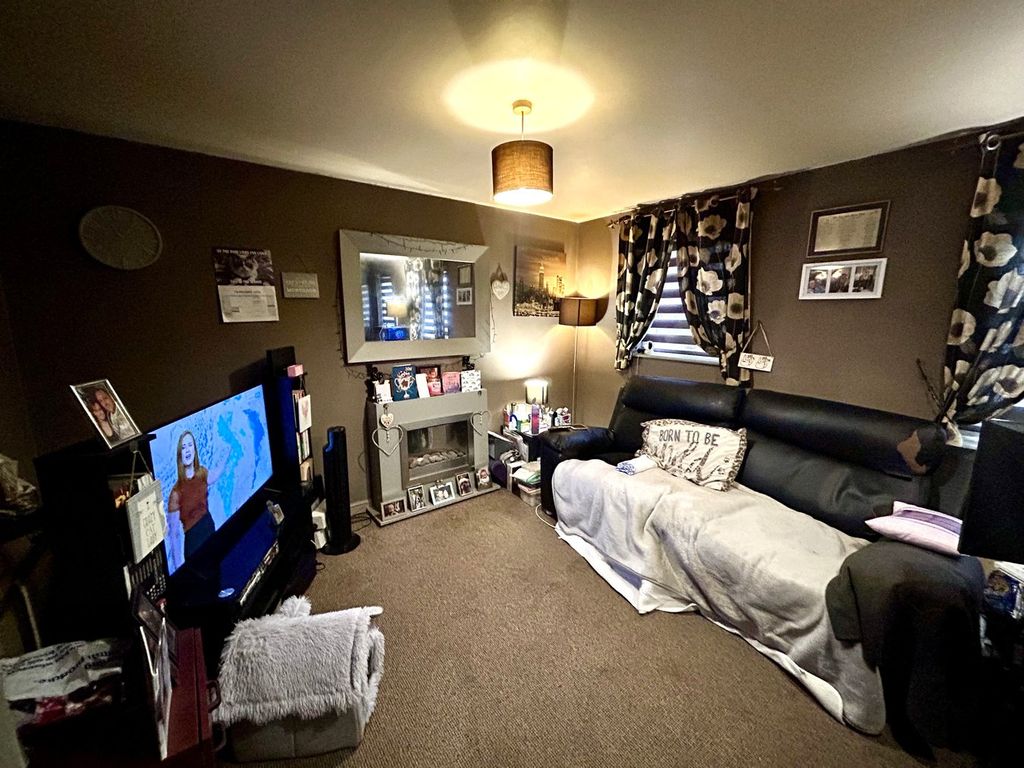 Additional image 2 of 2 bed flat for saleLangwood Court, Haslingden, Rossendale BB4