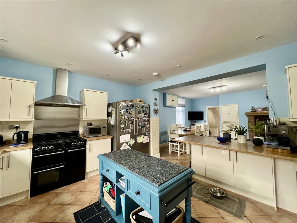 Additional image 10 of 3 bed detached house for saleDyffryn Road, Ammanford SA18