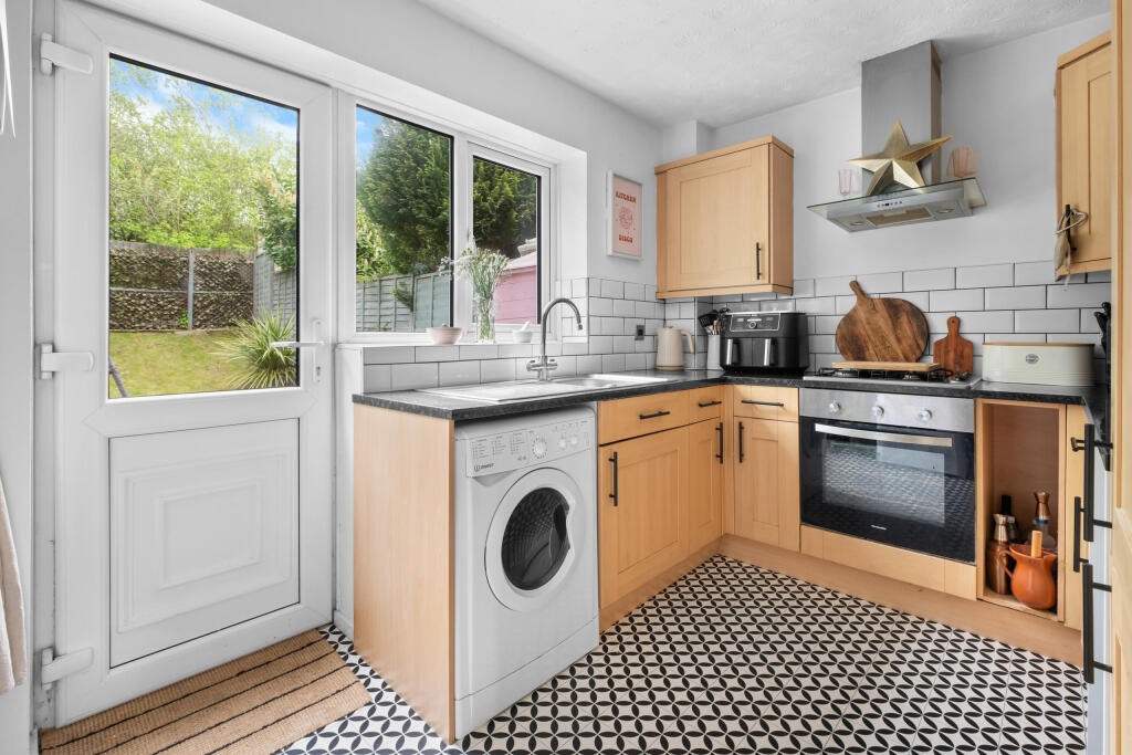 Additional image 7 of Shaftesbury Close, Bromsgrove B60 2RB