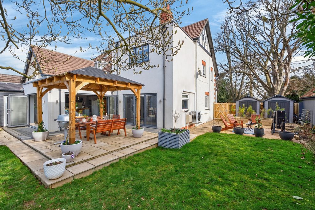 4 bed semi-detached house for saleOxford Road Banbury, Oxfordshire OX16