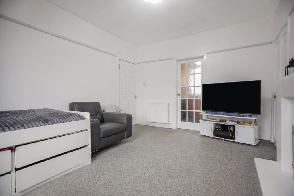 2 bed flat for saleSighthill Drive, Edinburgh, Sighthill EH11 photo 5