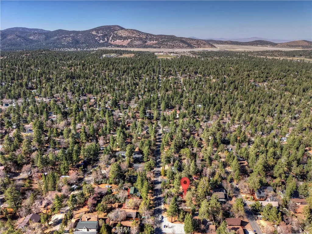 Additional image 72 of 843 Victoria Ln, Sugarloaf, CA 92386