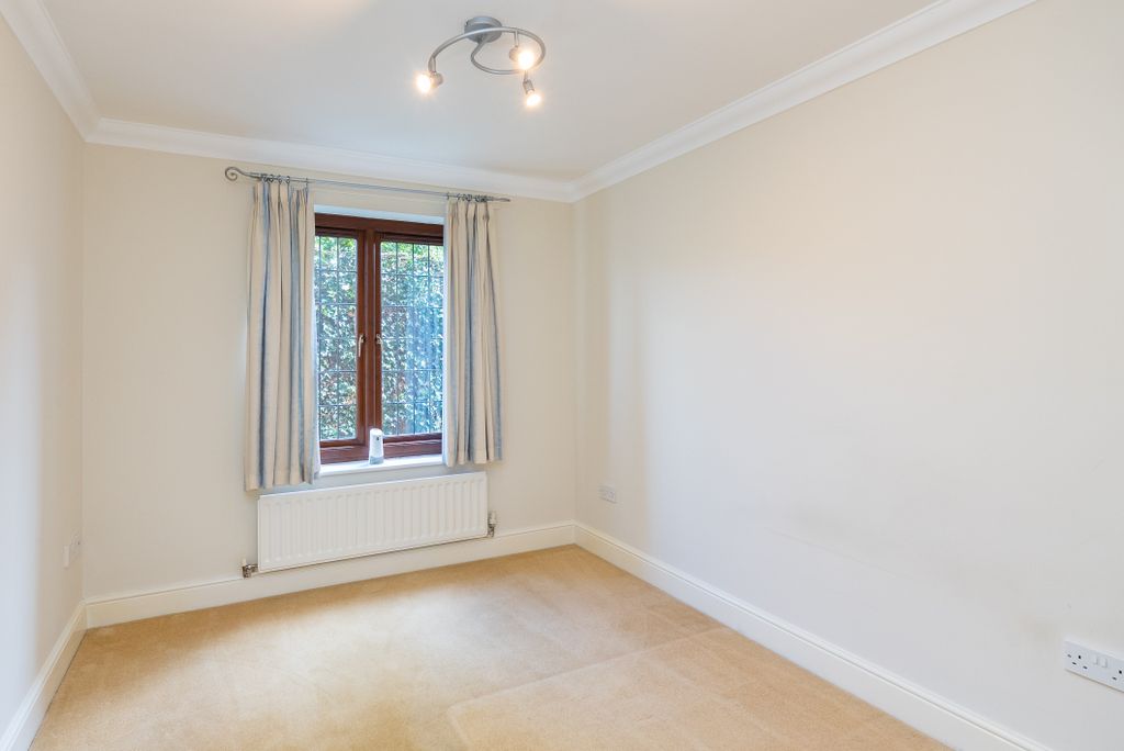 Additional image 8 of 2 bed flat for saleAshurst Place, Dorking RH4
