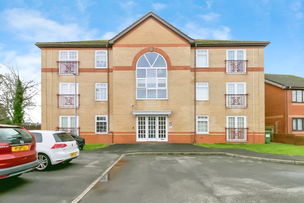 Additional image 4 of 2 bed flat for saleBarrians Way, Barry CF62