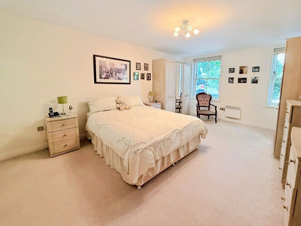 Additional image 8 of 2 bed flat for saleGroby Road, Altrincham WA14