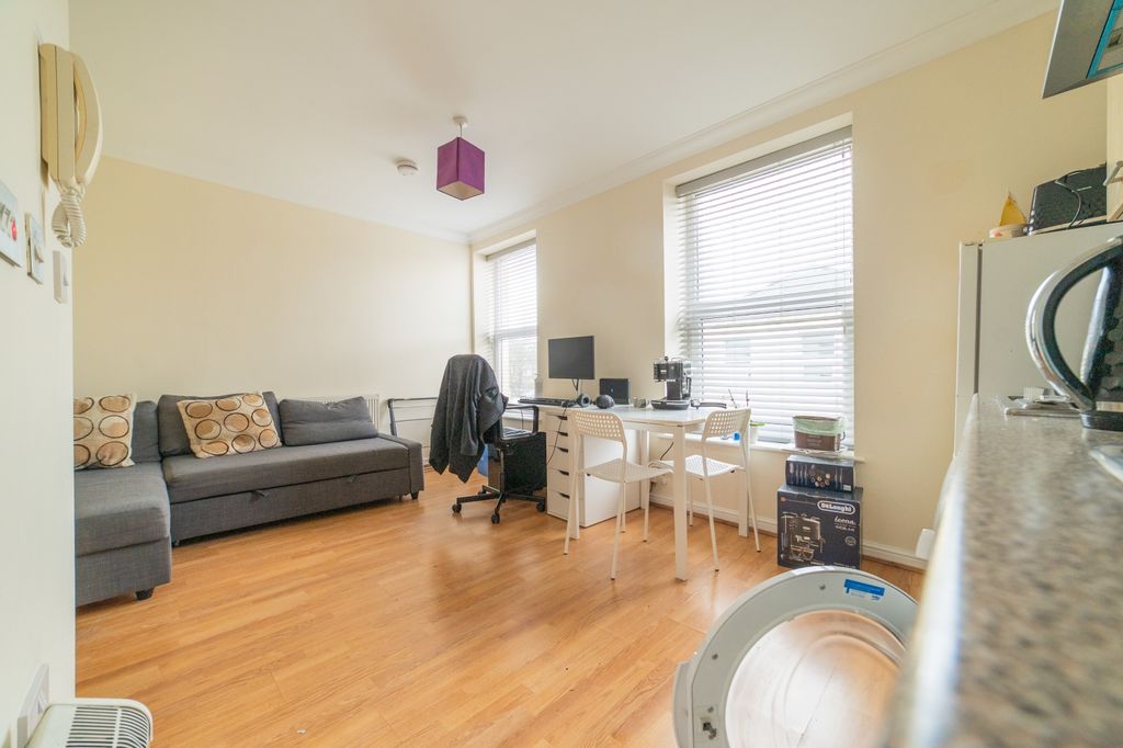 Additional image 19 of 4 bed block of flats for saleGreen Street, Riverside CF11