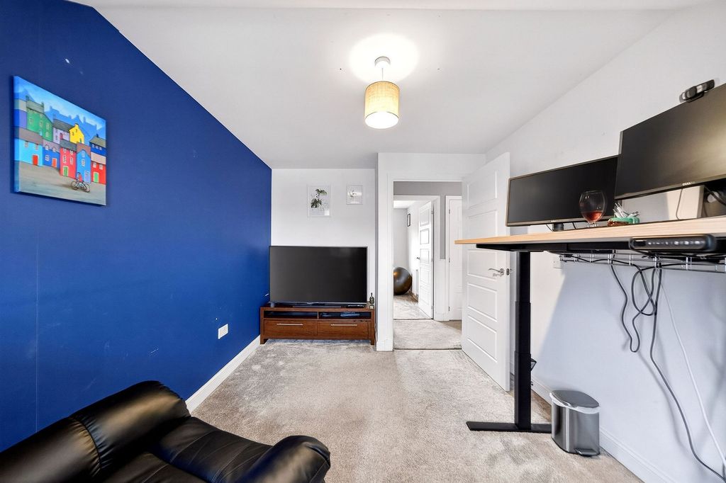 Additional image 20 of 4 bed detached house for saleLang Gardens, Bathgate EH48