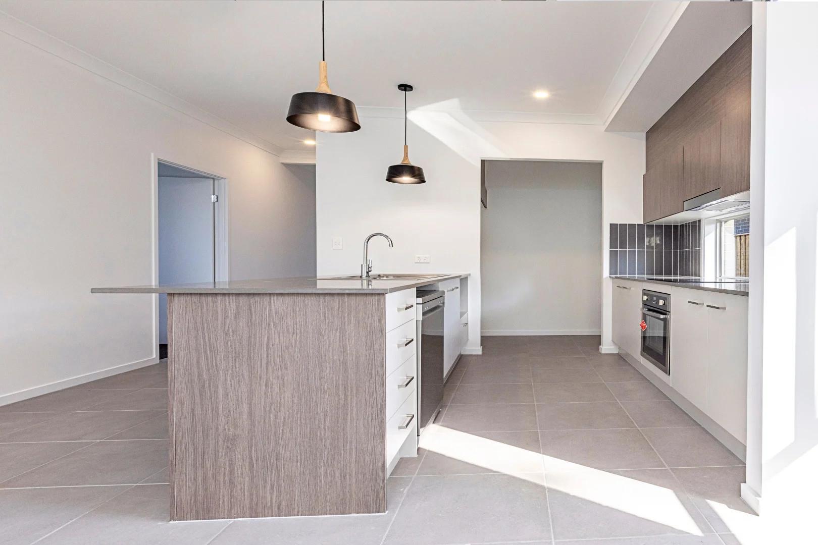 7 Magnolia St, Pallara QLD 4110 photo 5