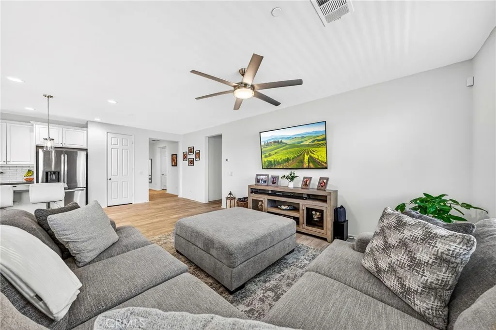 32632 Jaenichen Ln, Menifee, CA 92584