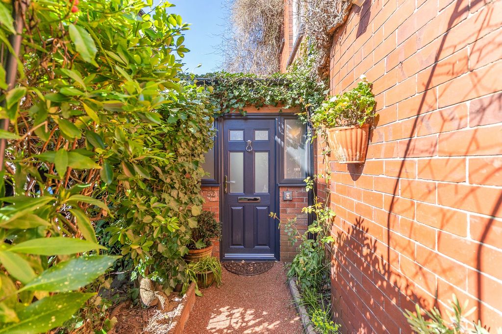 Additional image 4 of 4 bed semi-detached house for saleFields Road, Newport NP20