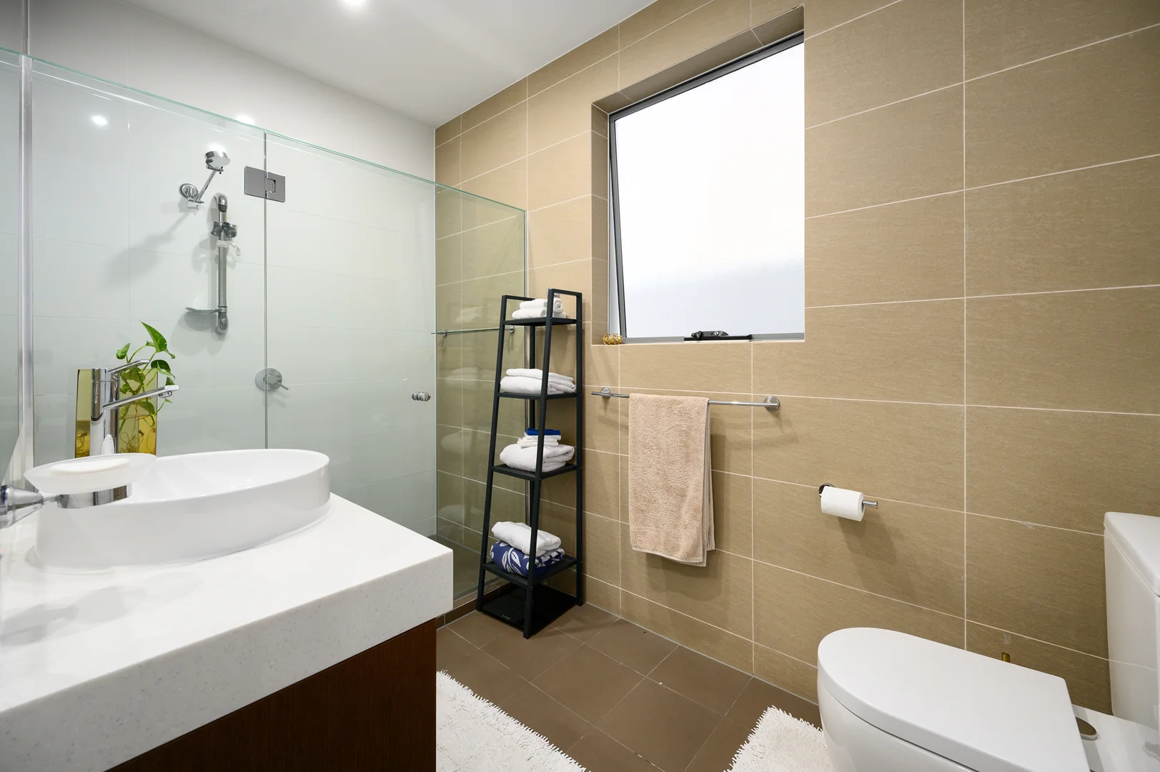 Additional image 11 of 1/5 Whiting Street, Labrador QLD 4215