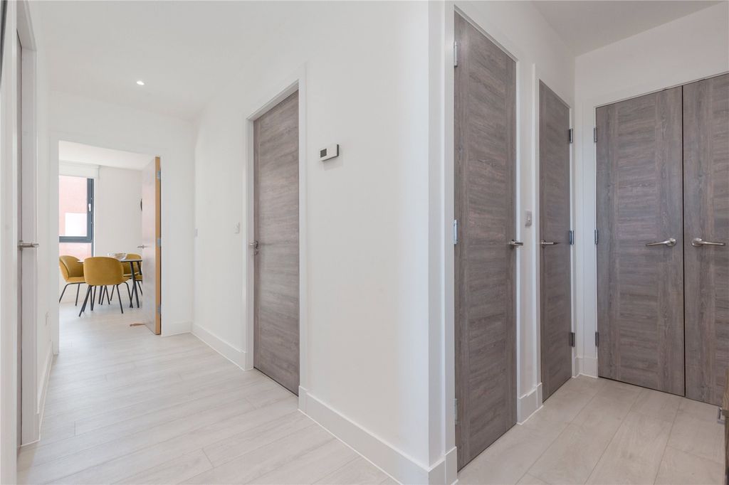 Additional image 11 of 2 bed flat for saleShoemakers Square, Holyrood, Edinburgh EH8