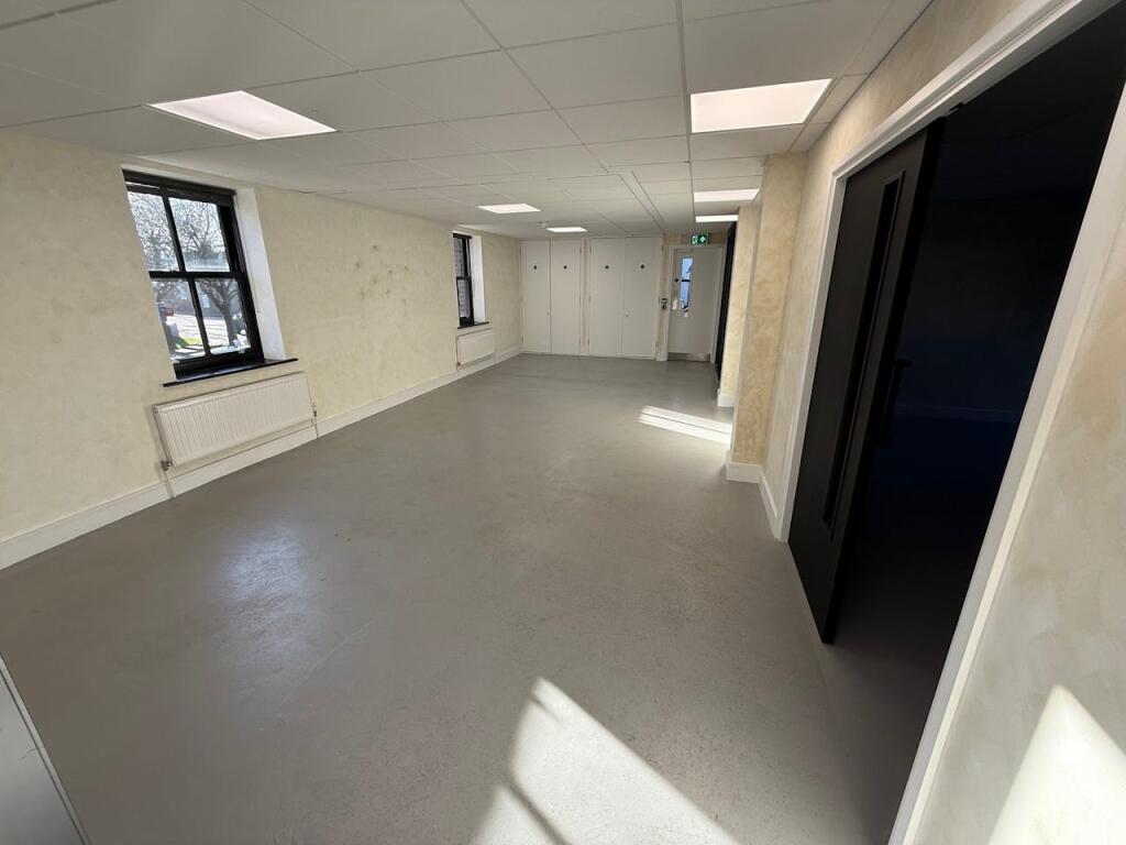 Additional image 2 of Park Mill, Burydell Lane, Park Street, St Albans, AL2 2EZ