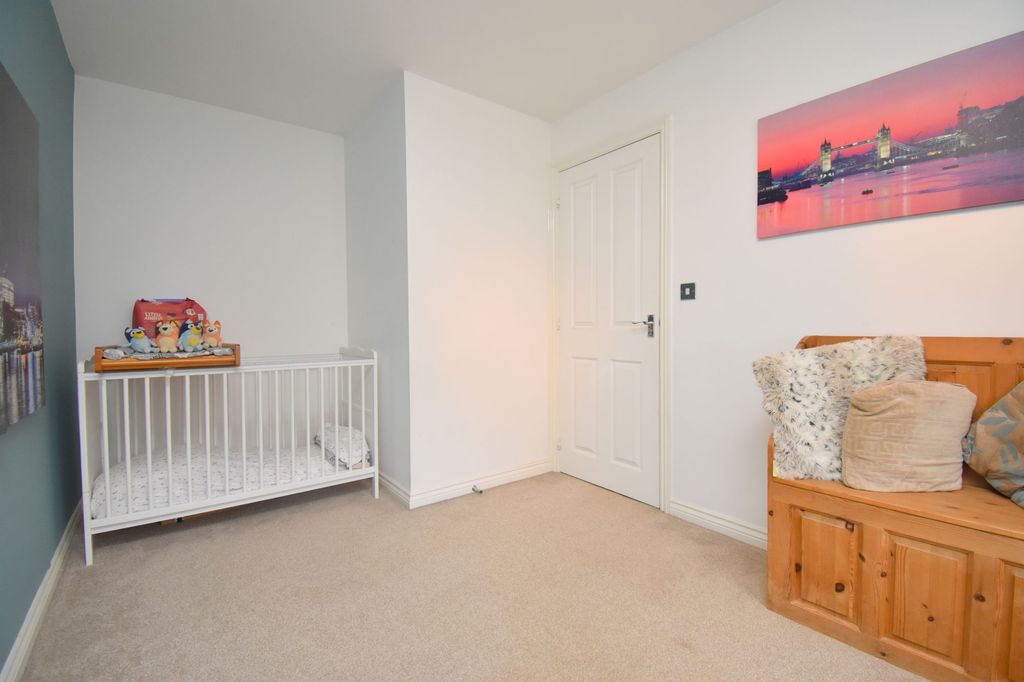 Additional image 17 of 5 bed detached house for saleBose Avenue, Biggleswade SG18