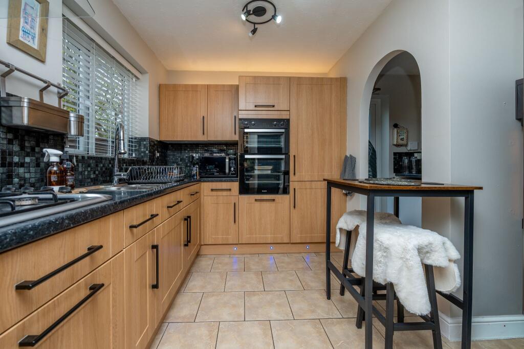 Additional image 11 of Kiln Close, Studley, B80
