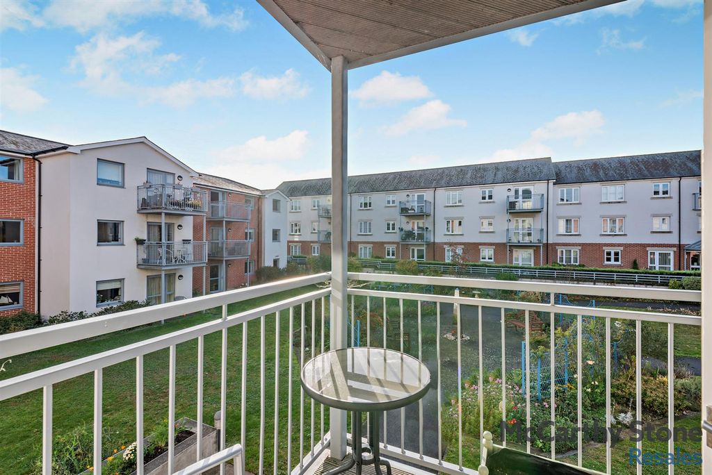 Additional image 4 of 2 bed flat for saleLady Susan, New Road, Basingstoke RG21