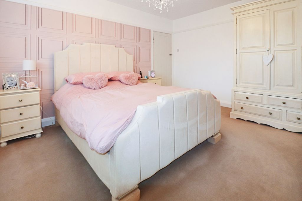 Additional image 7 of 3 bed semi-detached house for saleHeron Hill, Belvedere DA17