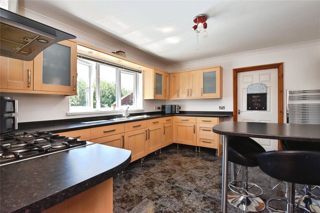 Additional image 15 of 5 bed detached house for saleWernoleu Road, Betws, Ammanford, Carmarthenshire SA18