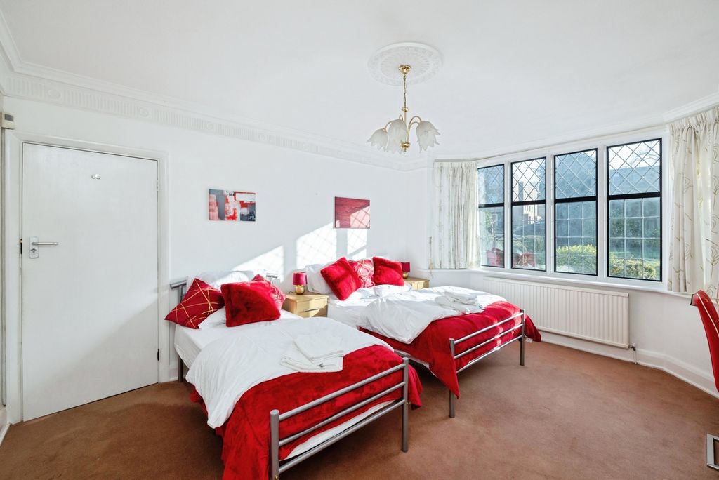 Additional image 20 of 5 bed detached house for saleSouthend Road, Beckenham BR3