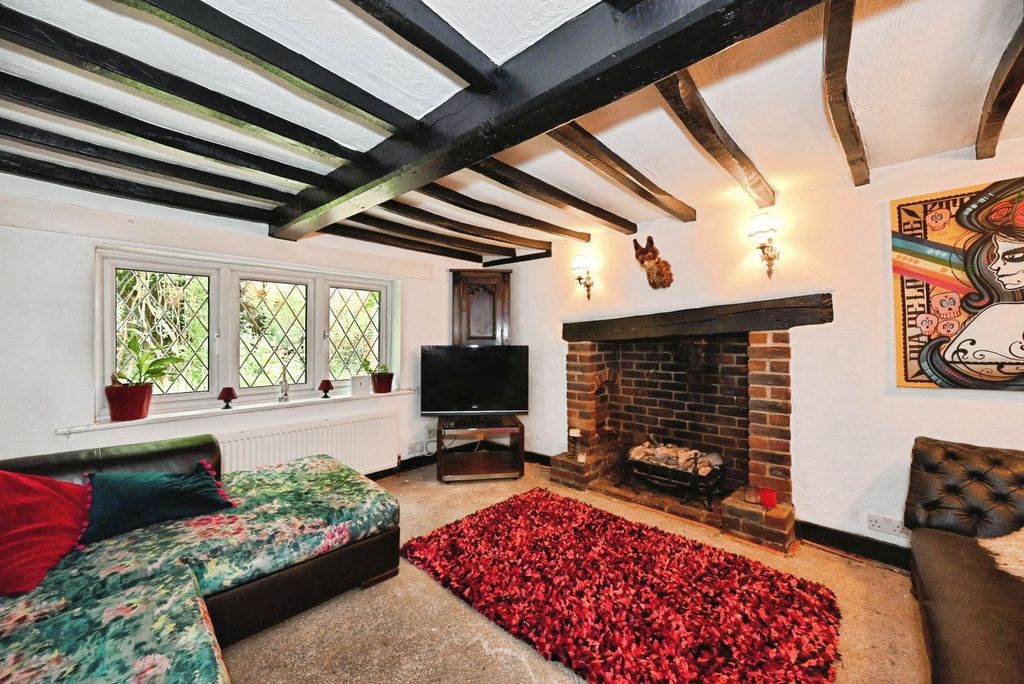 Additional image 4 of 4 bed cottage for sale36A Elm Road, Reading RG6