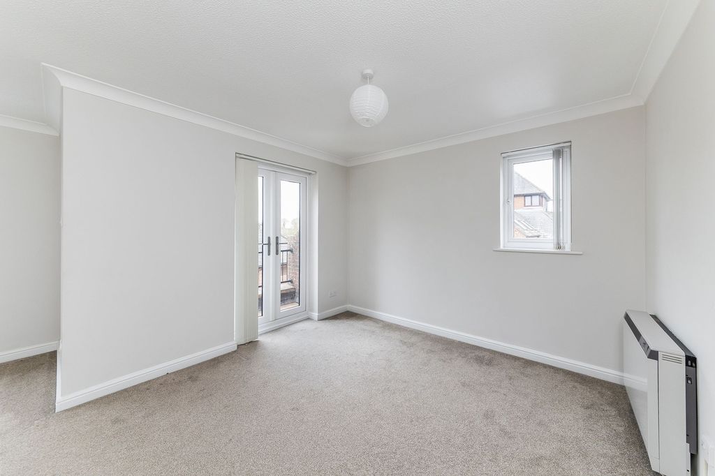 Additional image 6 of 2 bed flat for saleOck Mill Close, Abingdon OX14