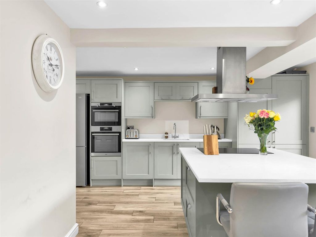 Additional image 7 of 4 bed town house for saleHuntspill Road, West Timperley, Altrincham WA14