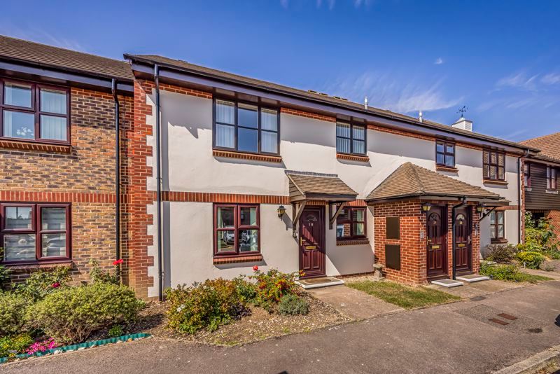 2 bed flat for saleMerrivale Court, Southbourne PO10