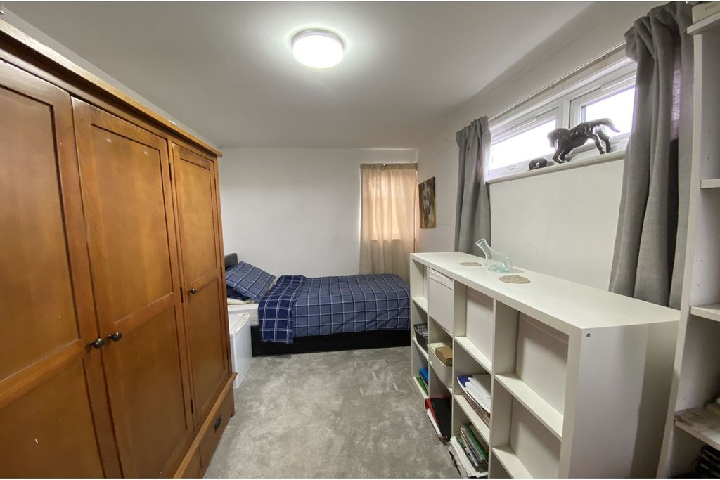 Additional image 17 of 4 bed detached house for saleBeech Avenue, Biggleswade SG18