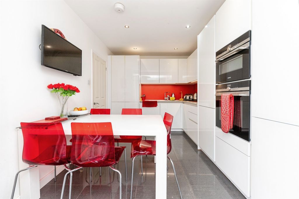 Additional image 5 of 3 bed detached house for saleWestell Close, Baldock SG7