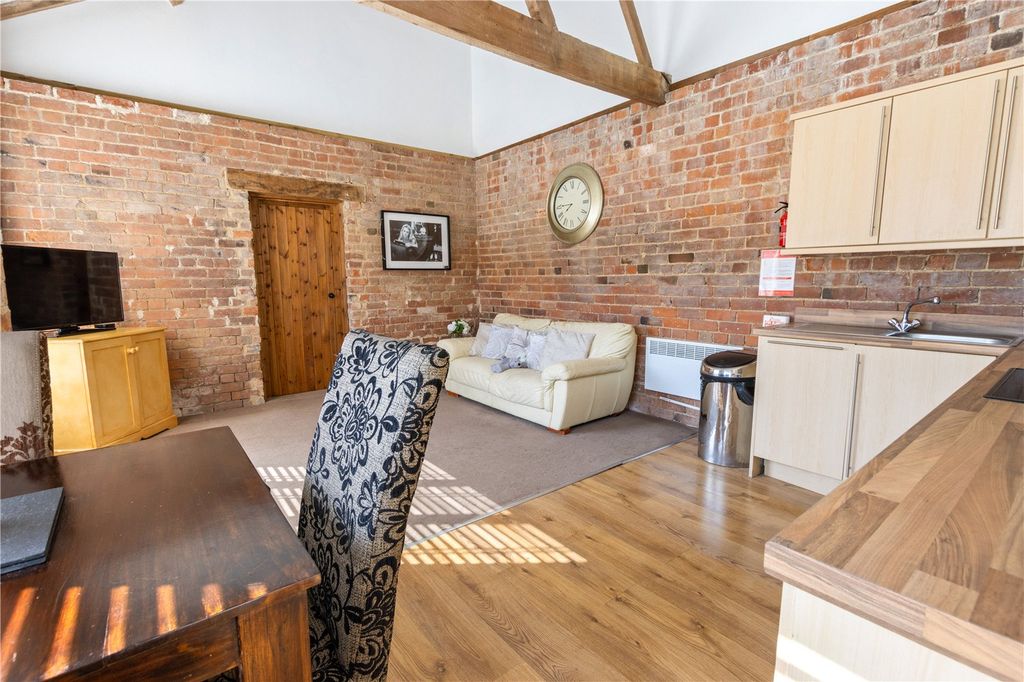 Additional image 30 of 5 bed bungalow for saleLincoln Road, Welton Le Wold, Louth, Lincolnshire LN11