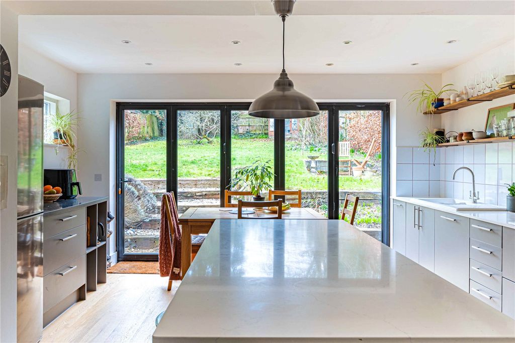 Additional image 8 of 6 bed detached house for saleLondon Road, Berkhamsted, Hertfordshire HP4