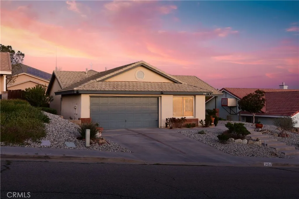 3456 Starjet St, Rosamond, CA 93560