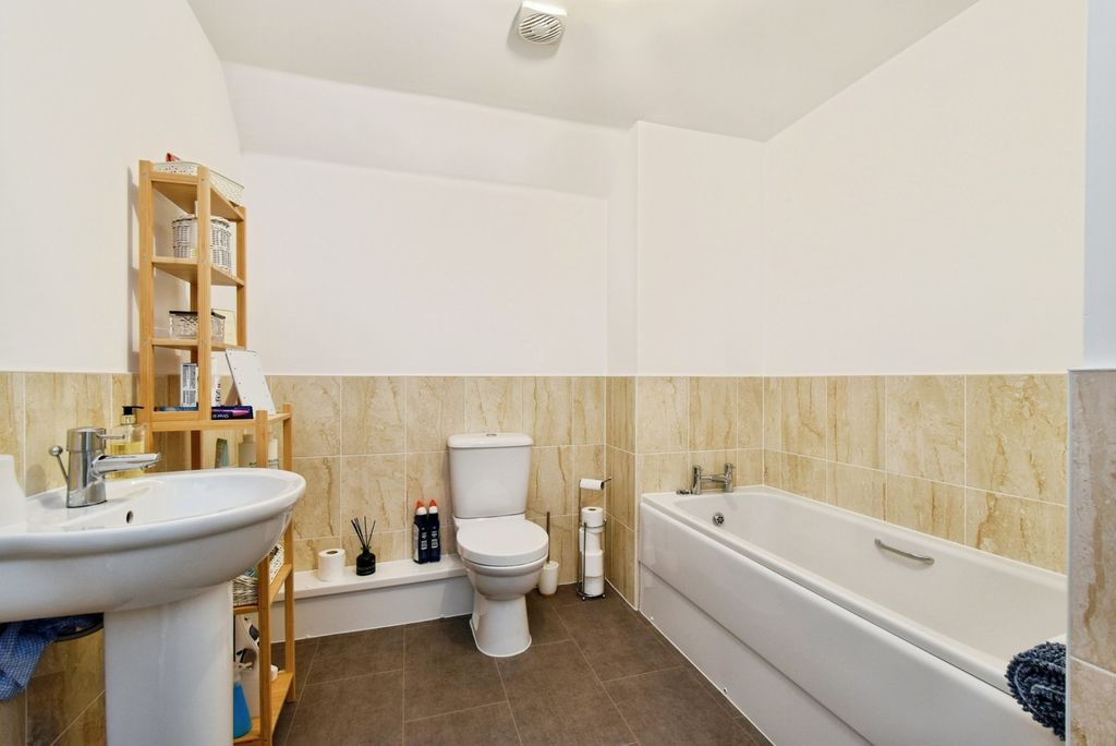 Additional image 19 of 4 bed town house for saleBwlchygwynt, Llanelli, Carmarthenshire SA15