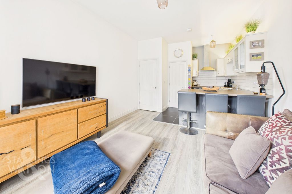 Additional image 3 of 1 bed flat for saleHeckingham Park Drive, Hales, Norwich NR14