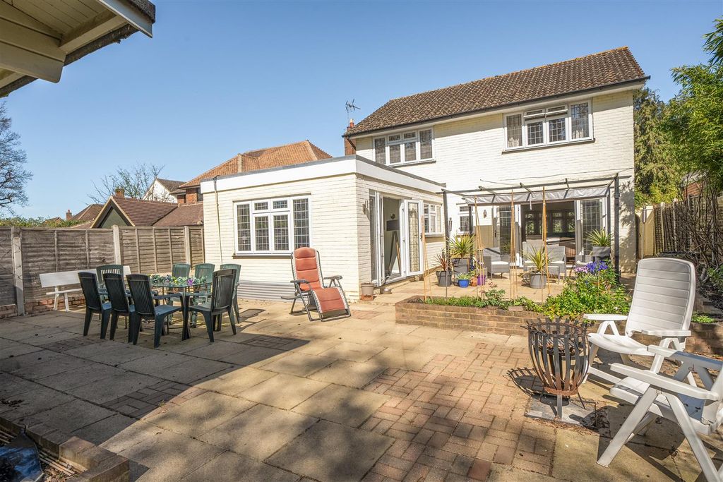 Additional image 18 of 3 bed detached house for saleHarriotts Lane, Ashtead KT21