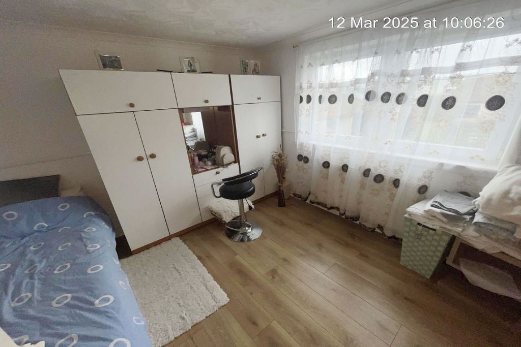 3 bed flat for sale20B, Bennison Square, Eyemouth, Berwickshire TD145Sb TD14 photo 2
