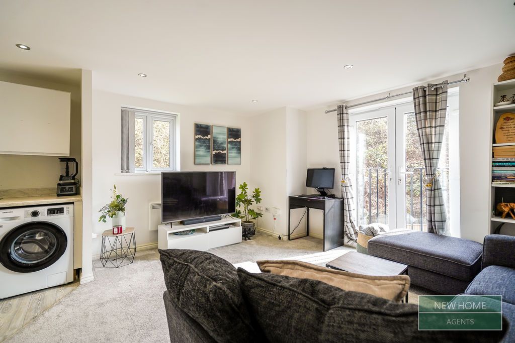 Additional image 4 of 2 bed flat for saleWhitstable Mews, Wortley, Leeds LS12
