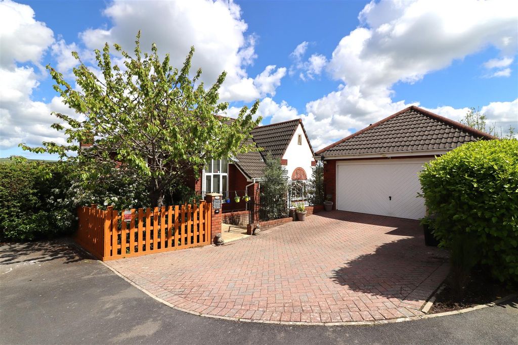 Additional image 2 of 6 bed detached house for saleCleave Road, Sticklepath, Barnstaple EX31