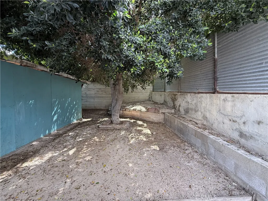Additional image 13 of 407 E Street, Taft, CA 93268