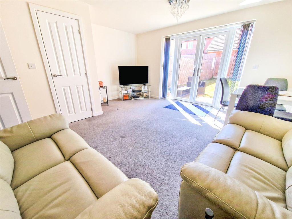 Additional image 8 of 3 bed semi-detached house for saleHovingham Drive, Great Denham, Bedford MK40