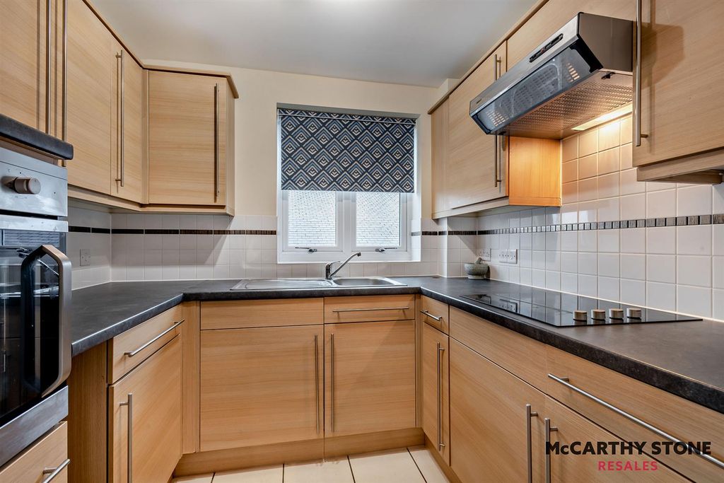 Additional image 8 of 1 bed flat for saleEdwards Court, Queens Road, Attleborough NR17