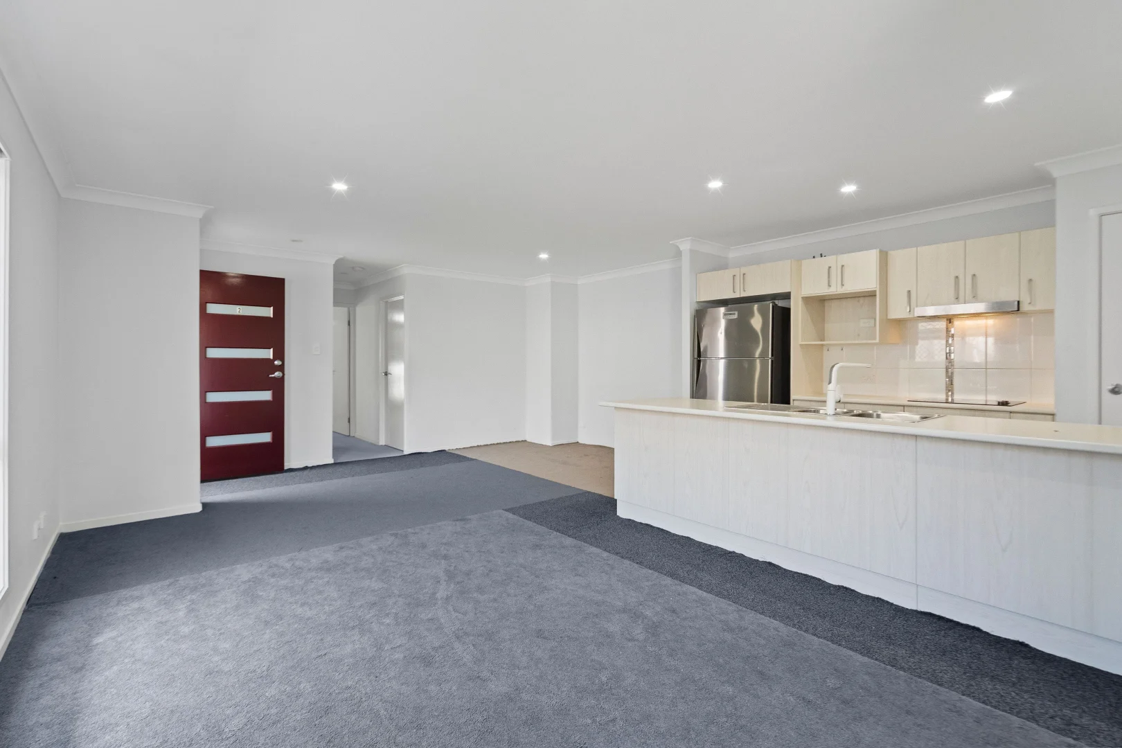 2/3a Evergreen Avenue, Loganlea QLD 4131 photo 2
