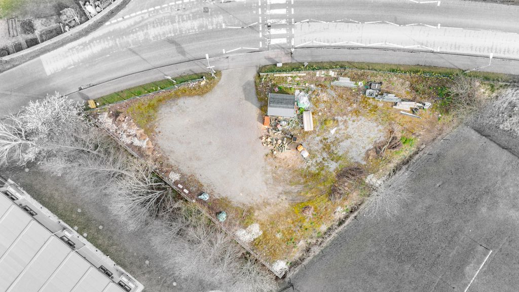 Land for saleLand, Croy IV2 photo 4