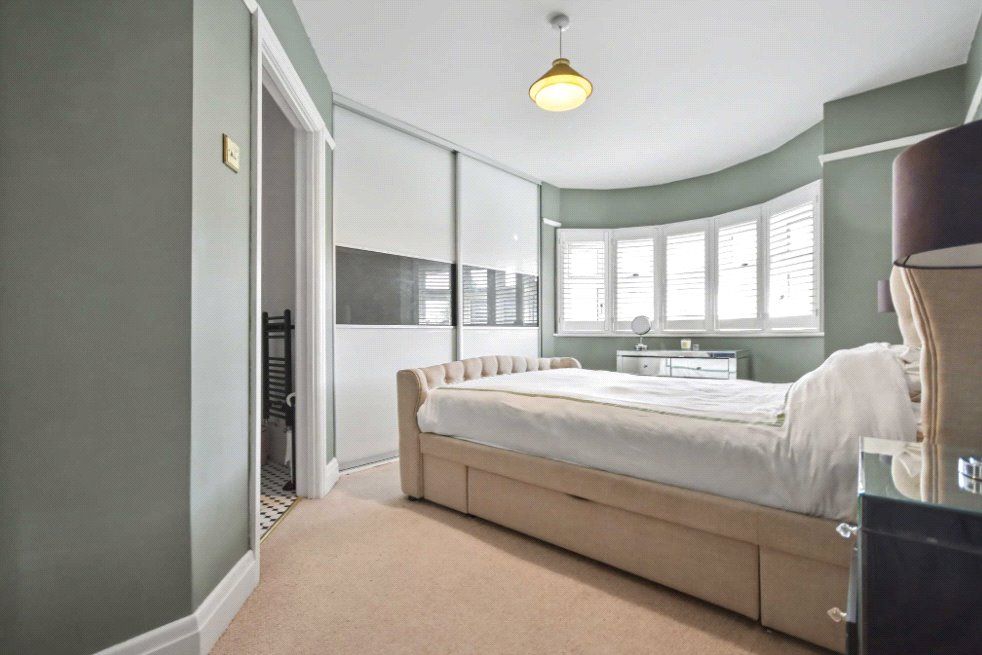 Additional image 8 of 4 bed detached house for saleYork Road, Aldershot, Hampshire GU11